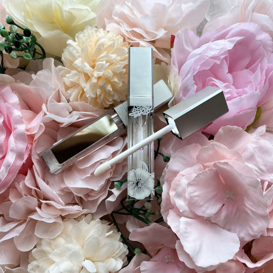 hope + joy collective beauty, cosmetics Color-Changing Lip Oil Color-Changing Lip Oil | Nourishes & Changes to a Bright Pink